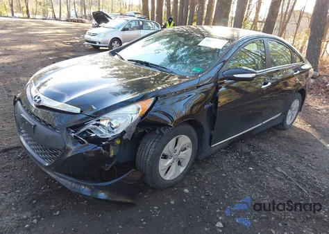 2015 Hyundai Sonata Hybrid из США, поврежденный, VIN KMHEC4A45FA135141